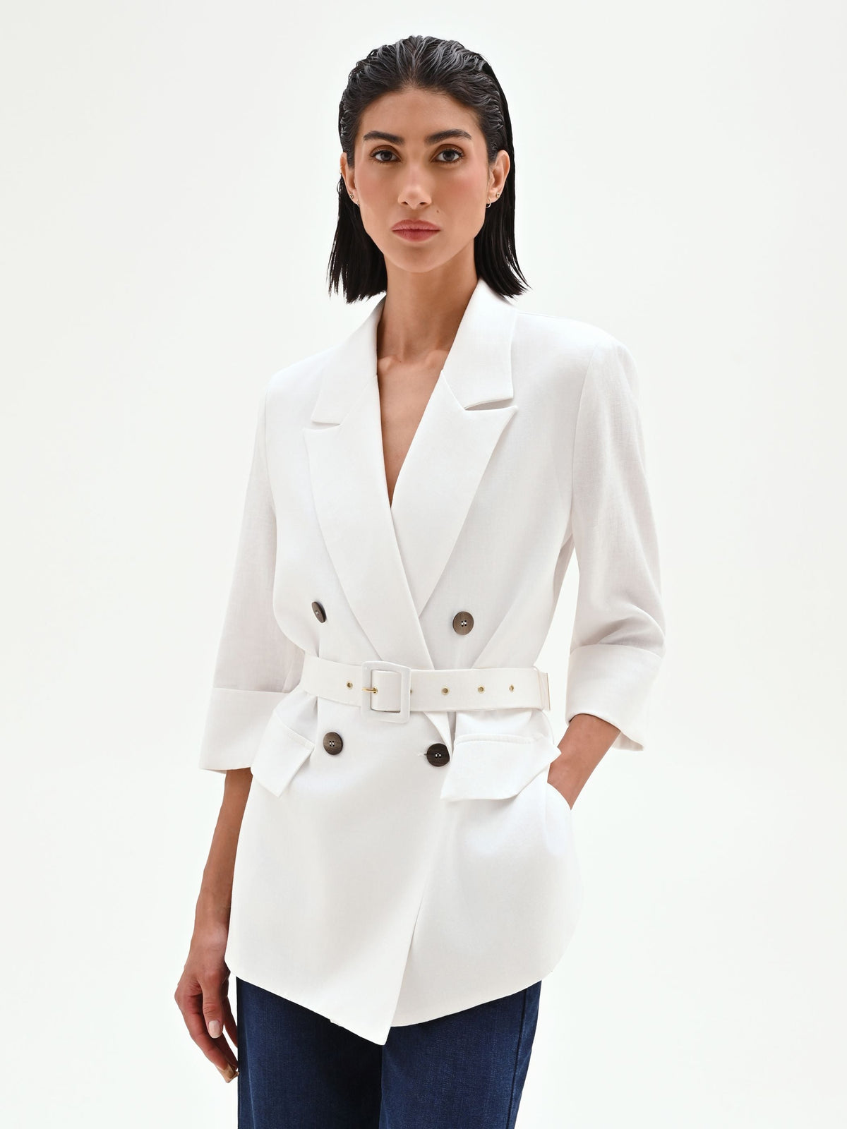 Blazer doppiopetto panna in lino con cintura