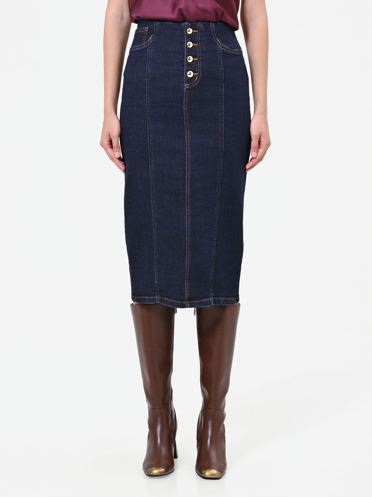 Gonna tubino blu navy in denim con bottoni dorati