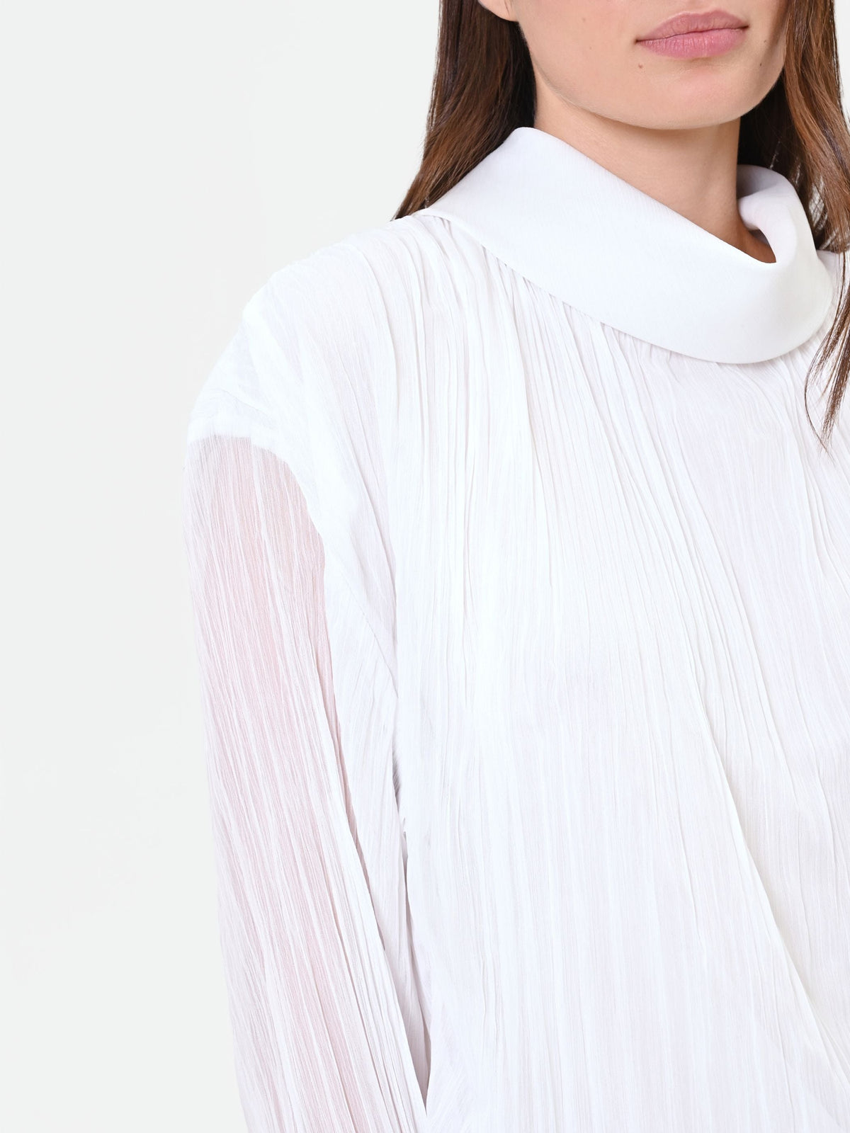 Blusa panna a maniche lunghe con plissettatura