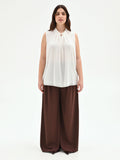 Top curvy  bianco panna con spilla gioiello
