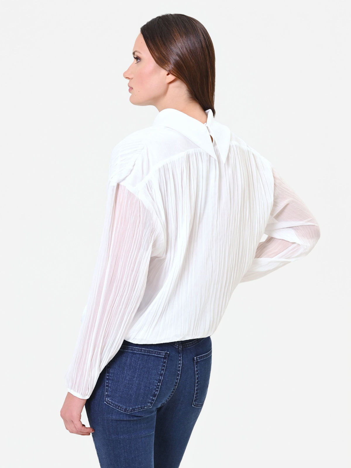 Blusa panna a maniche lunghe con plissettatura