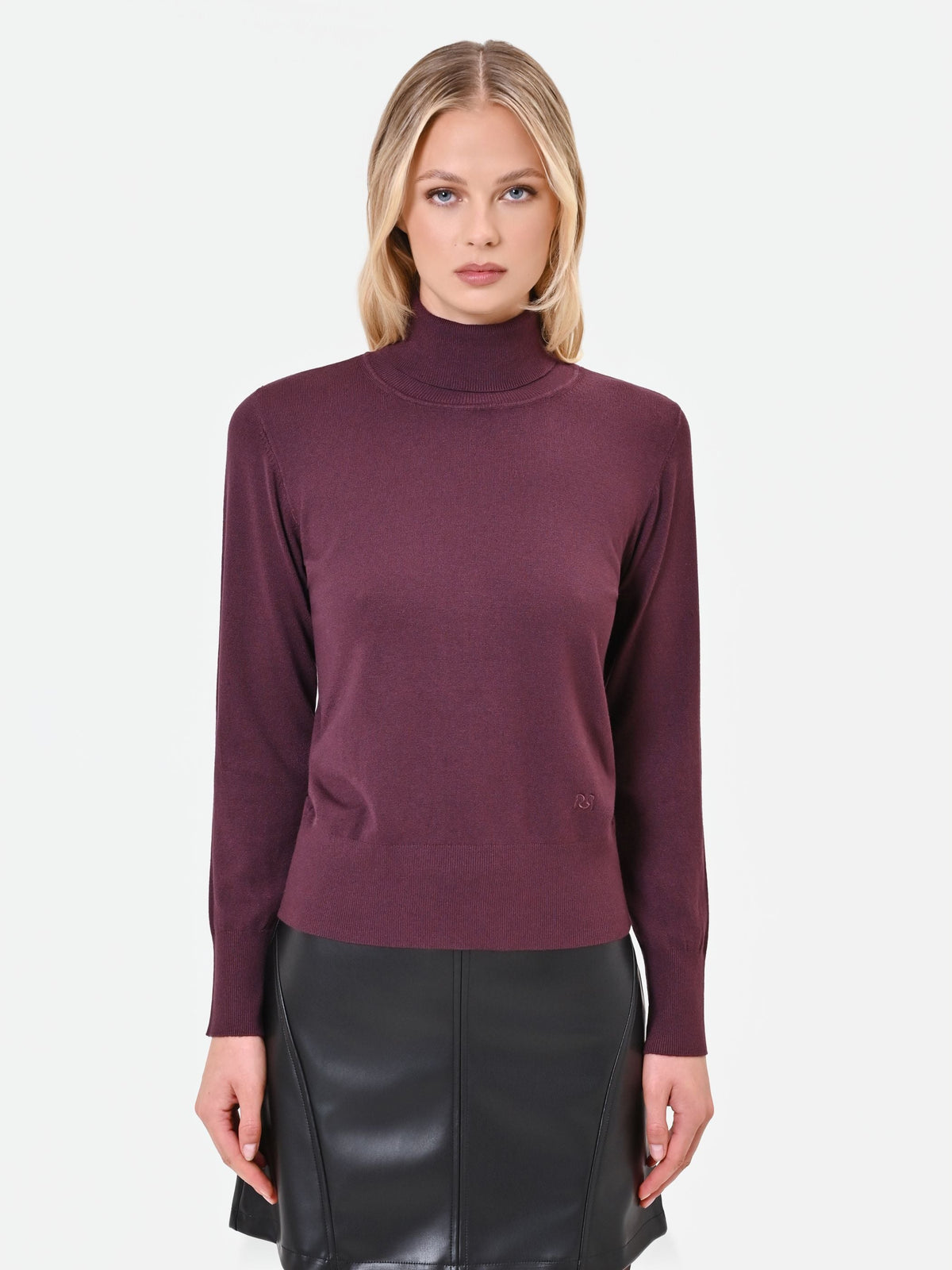 Maglia dolcevita bordeaux in misto viscosa