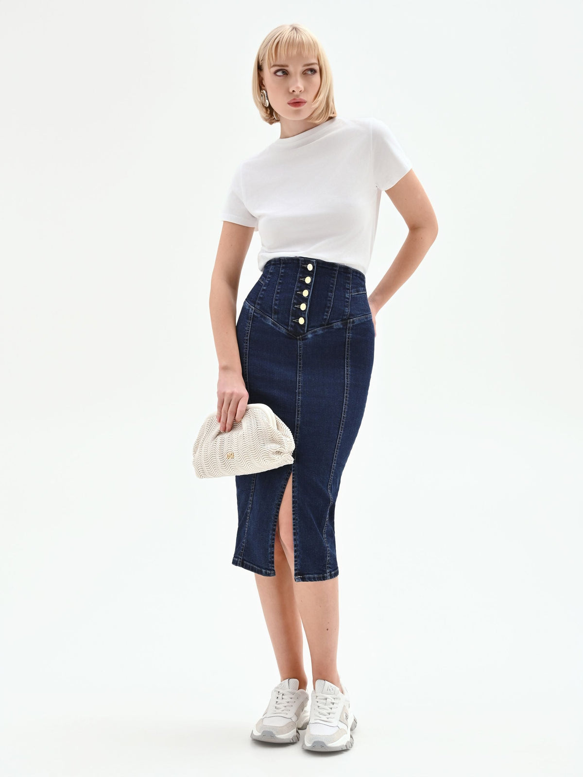 Gonna longuette denim blu navy con bottoni dorati