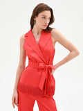 Gilet in raso rosso fragola con frange