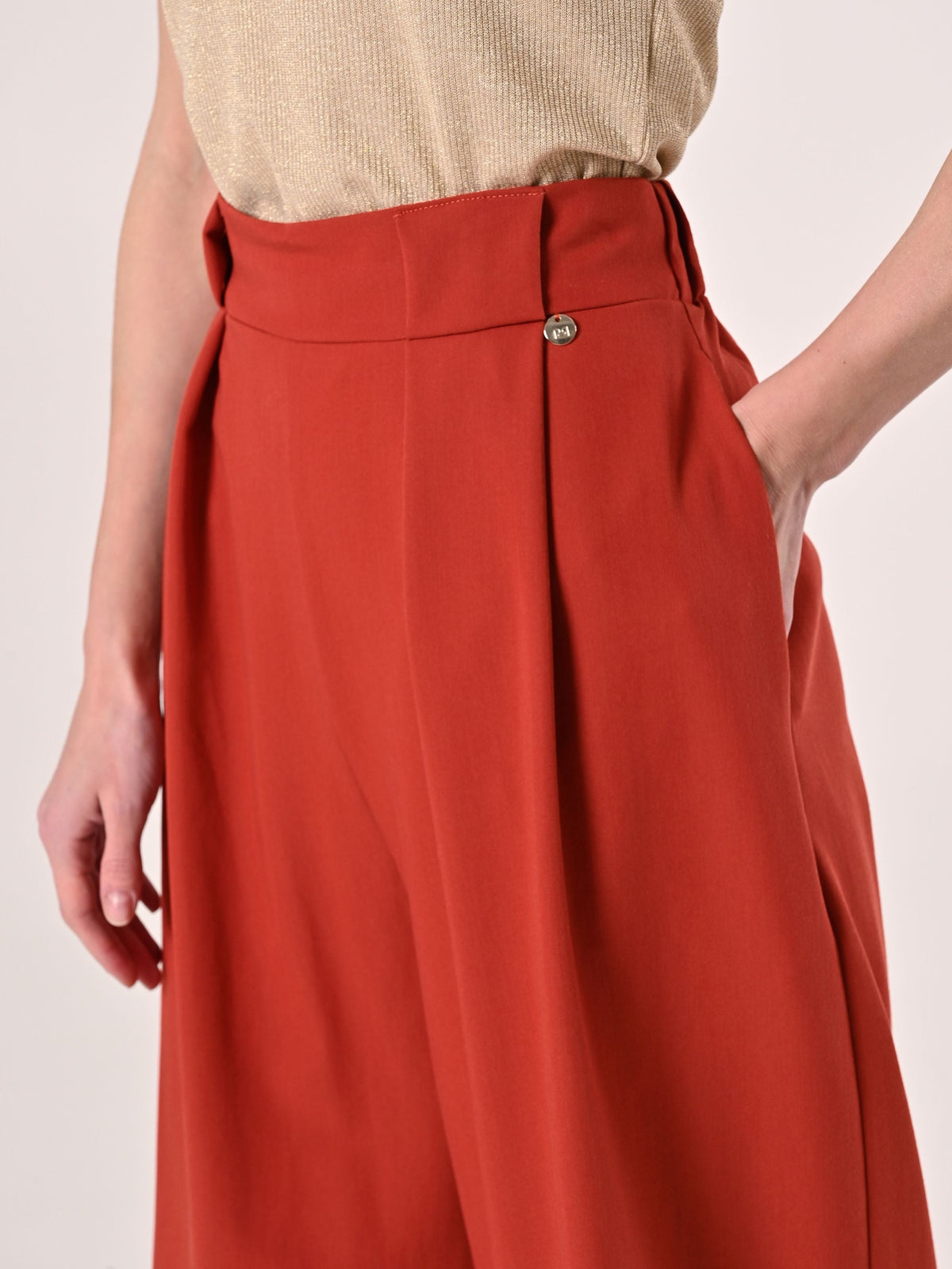 Pantaloni con Pinces color Coccio
