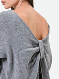 Maglia grigia con scollo a barchetta misto lana e viscosa