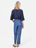 Pantalone blu in lyocell con pinces