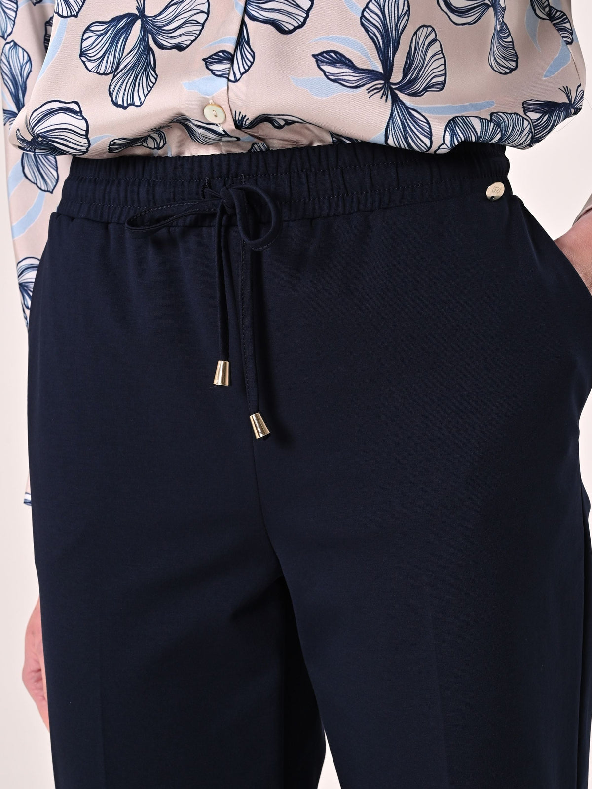 Pantaloni Blu in Punto Milano
