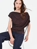 Blusa marrone con drappeggio asimmetrico