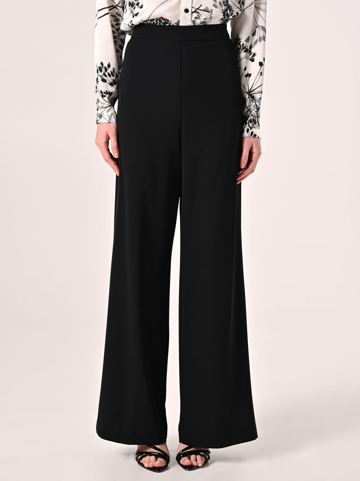 Pantaloni Ampi in Cadi Nero