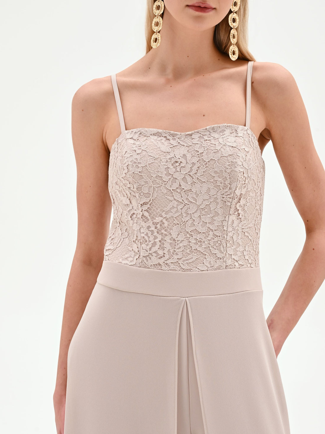 Tuta palazzo tortora beige con corpetto in pizzo