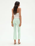 Pantalone verde menta dalla linea slim