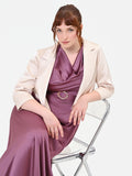 Giacca Curvy corta in raso beige chiaro