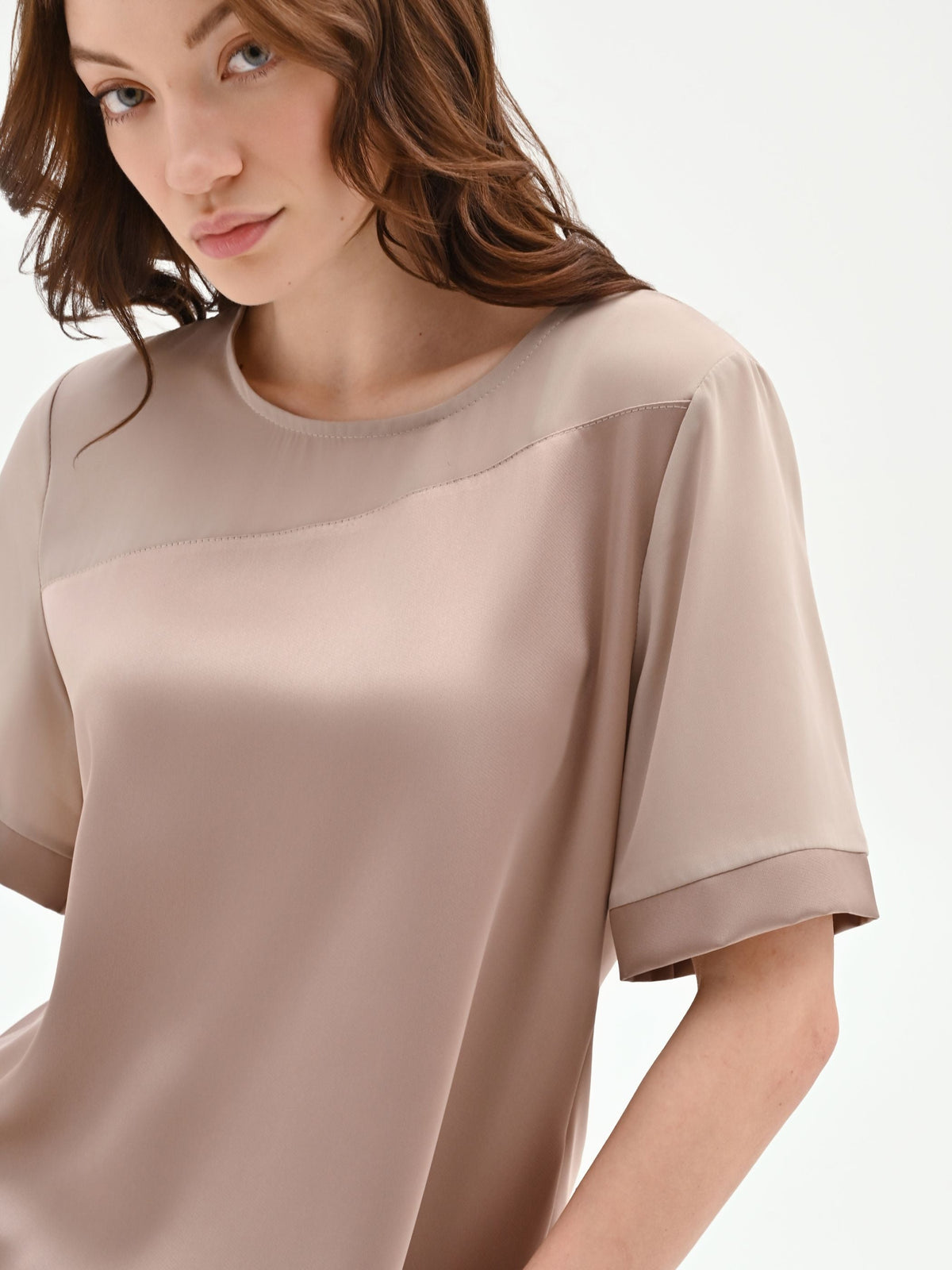 Blusa bimateriale tortora beige