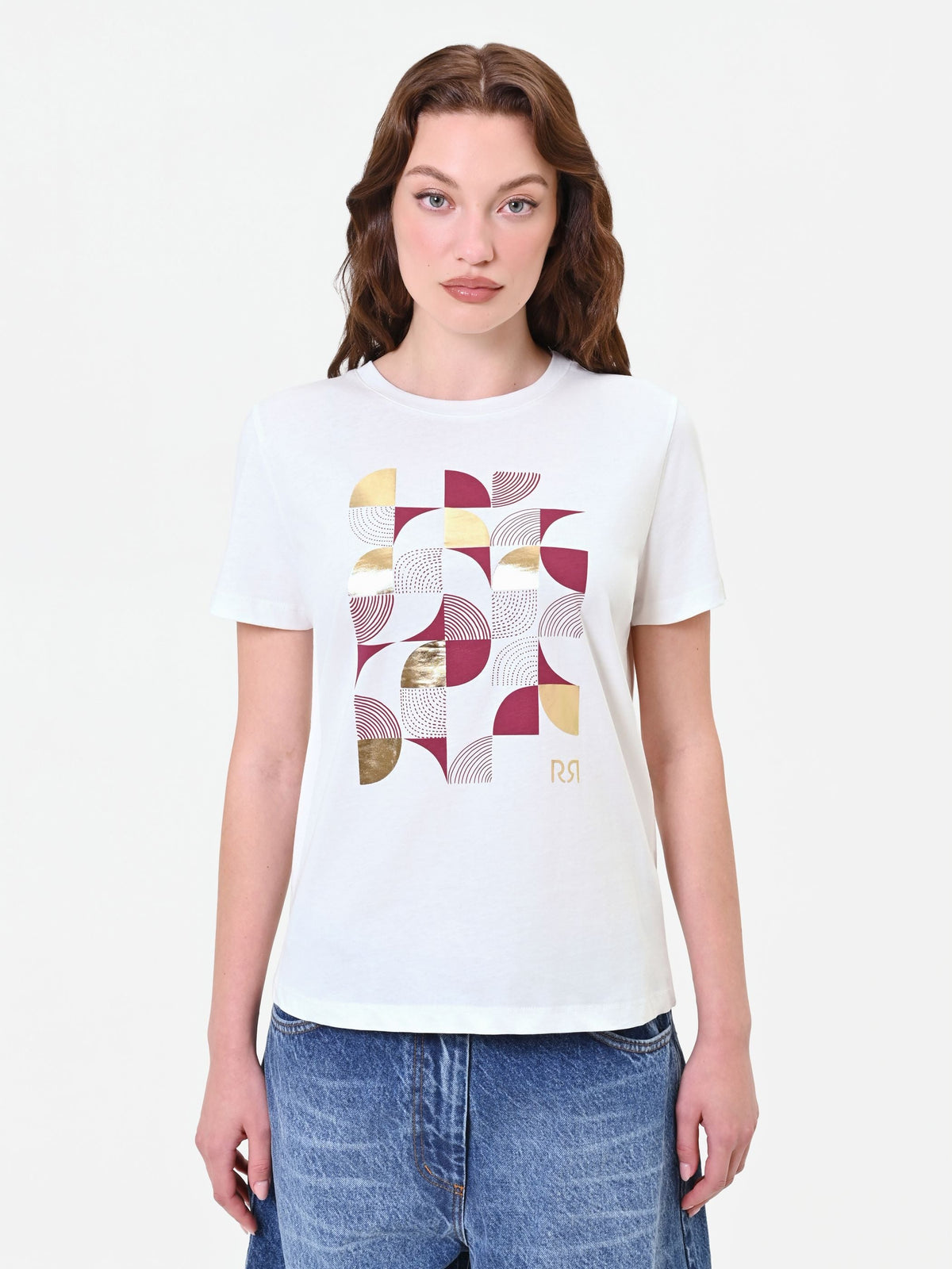 T-shirt panna con stampa grafica laminata