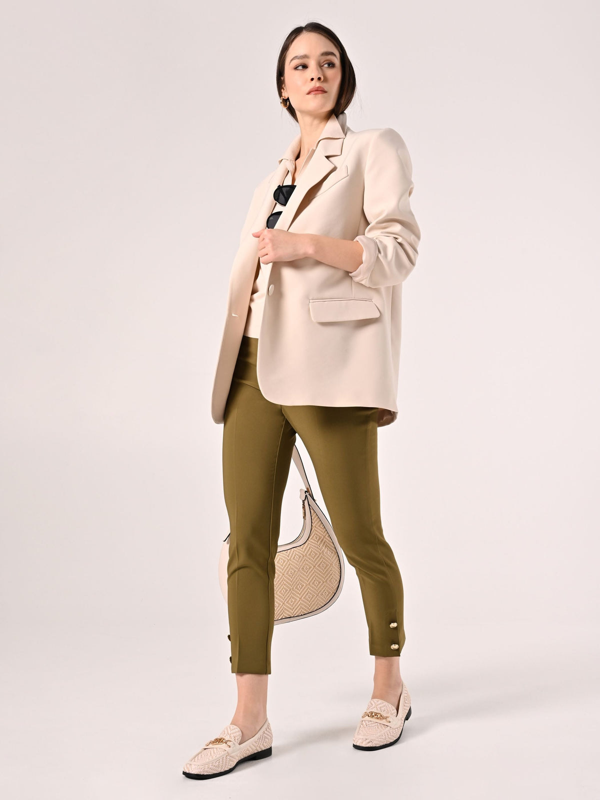 Pantaloni in Tessuto Tecnico Verde Militare con Bottoni