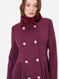 Cappotto doppiopetto bordeaux con fondo a pieghe