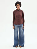 Camicia marrone con bottoncini ricoperti