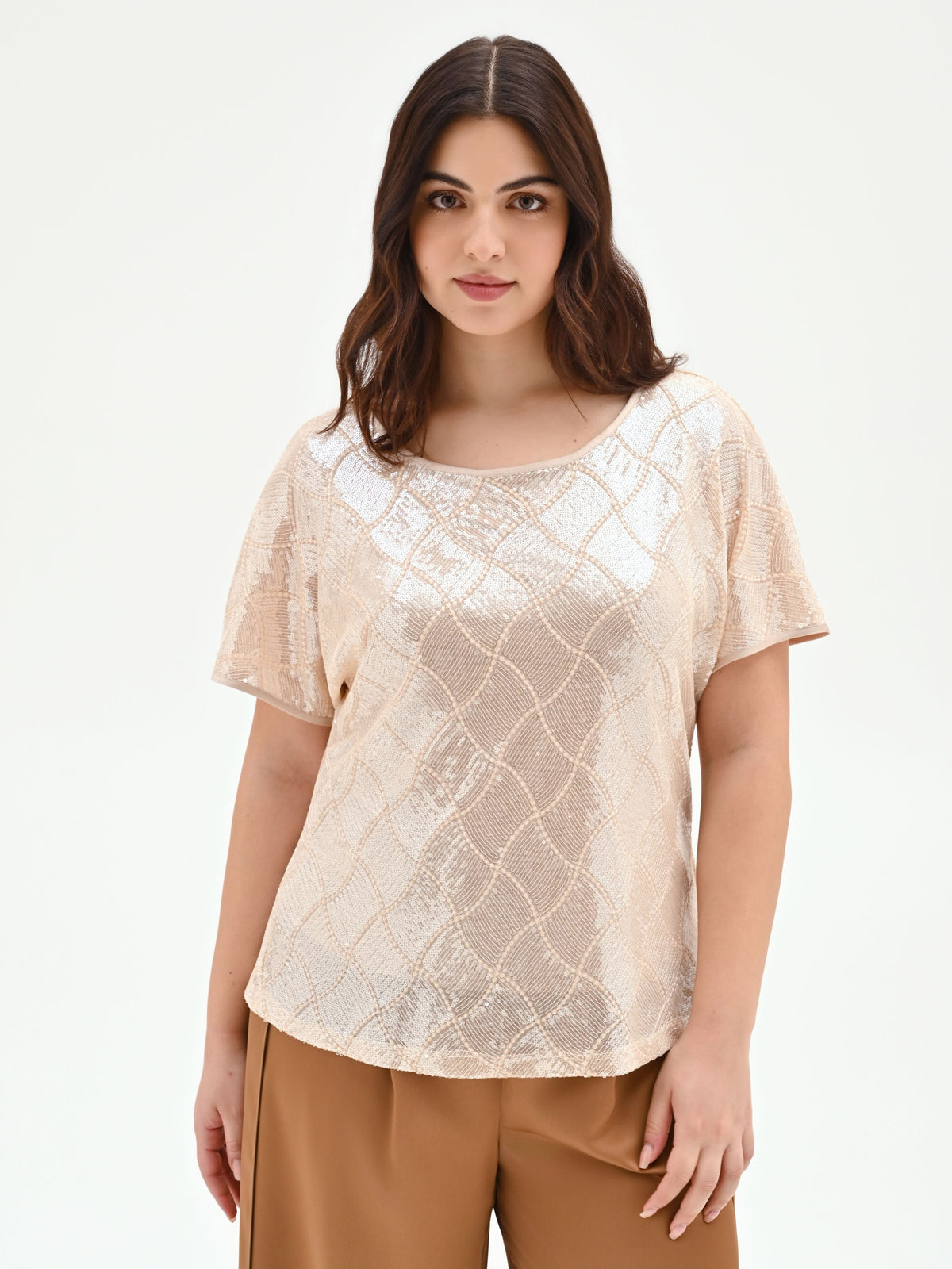 Blusa curvy beige chiaro con paillettes all over