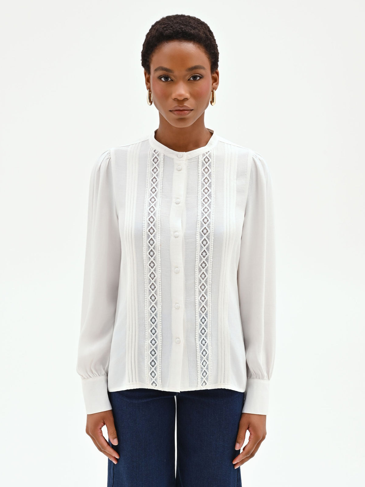 Camicia in viscosa panna con inserti in pizzo