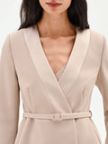 Giacca tortora beige con cintura e rever satinati