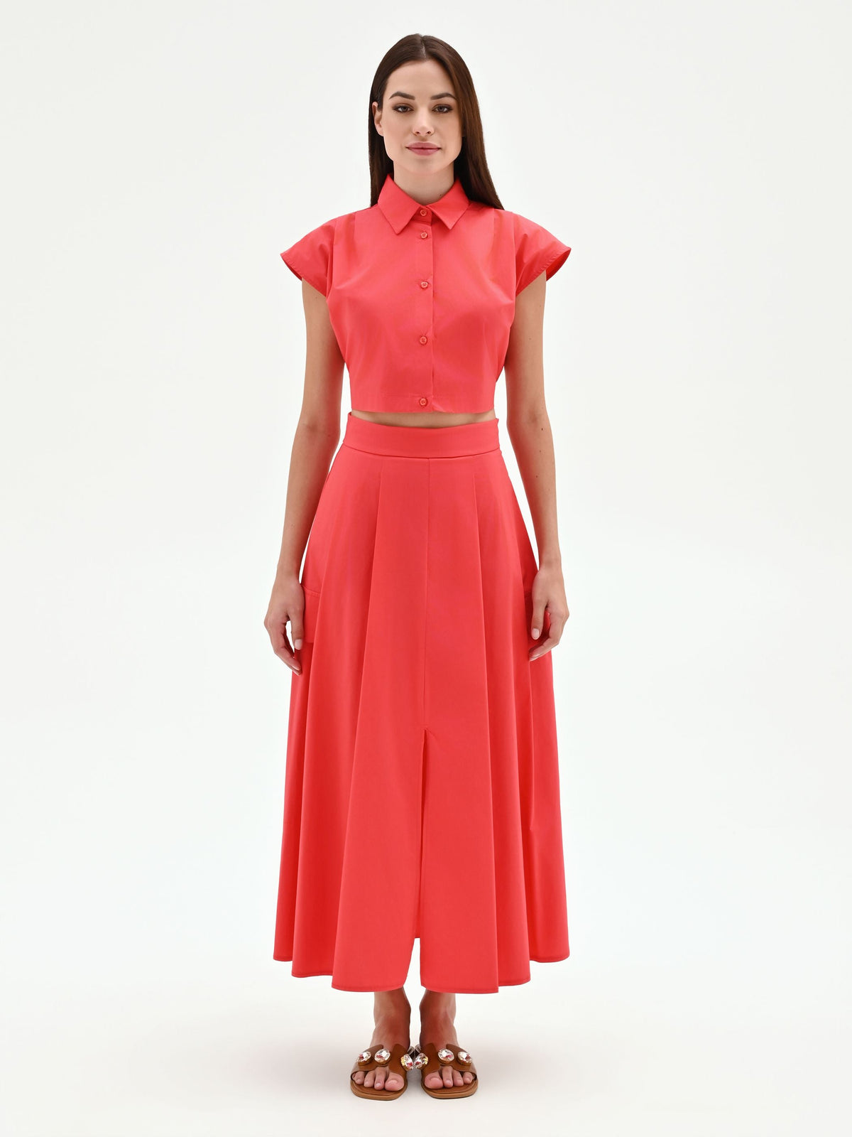 Camicia cropped rosso fragola in tela di cotone