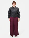 Giacca Curvy  in similpelle nera con chiusura asimmetrica