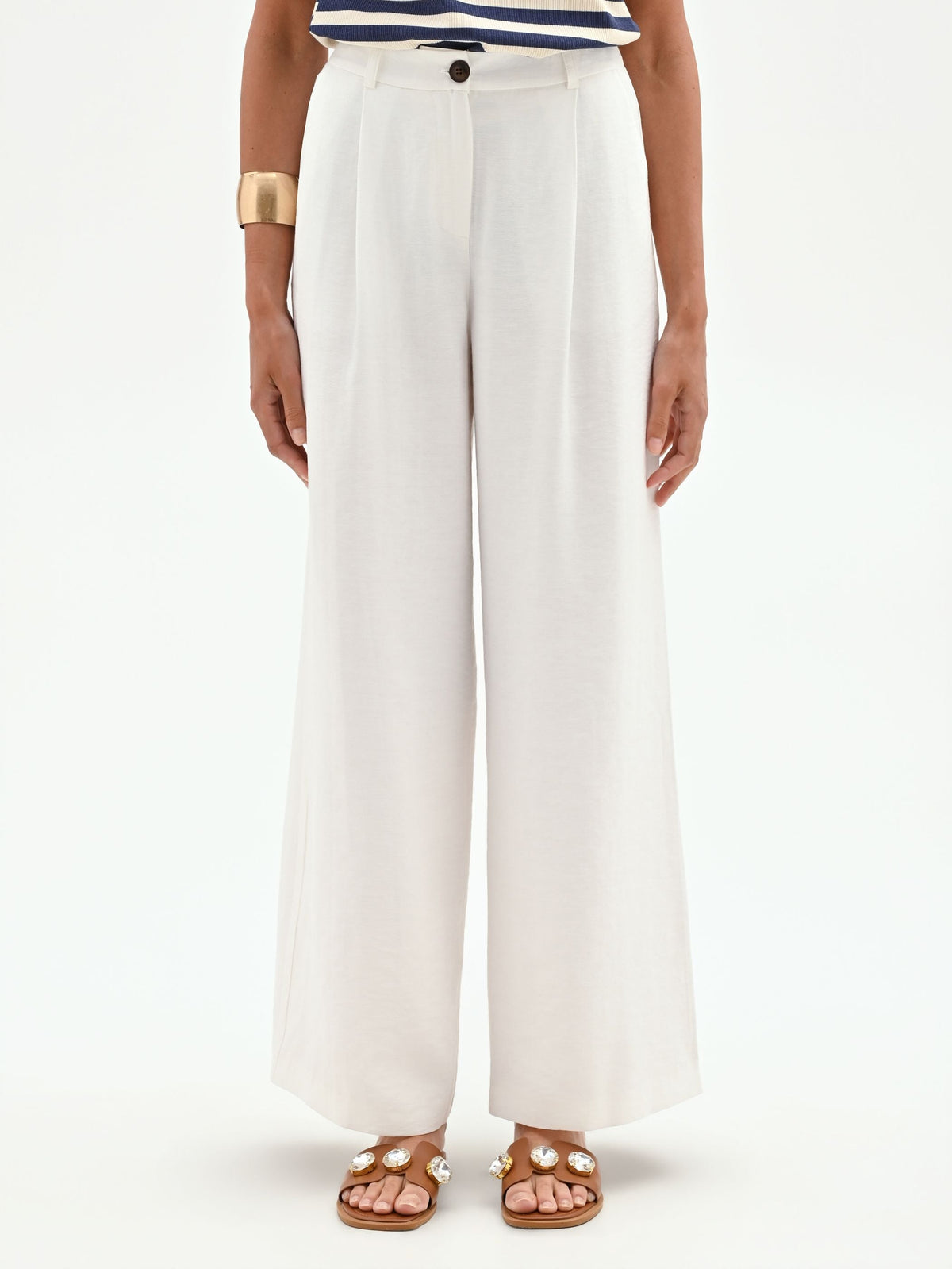 Pantalone bianco a palazzo con pinces