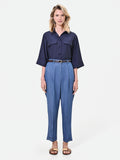 Pantalone blu in lyocell con pinces
