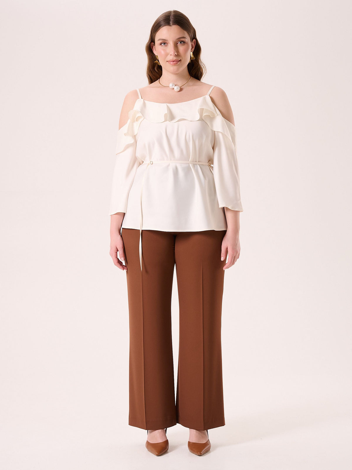 Blusa Bianca Curvy con Cintura Sottile