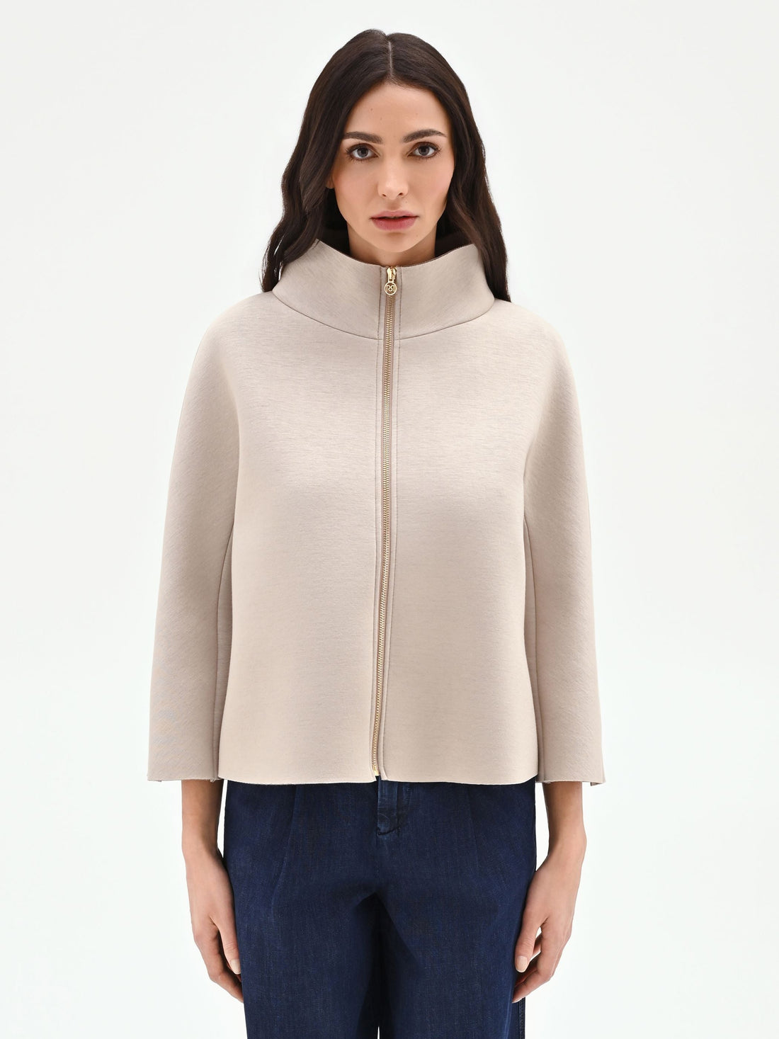 Giacca corta tortora beige con collo a imbuto