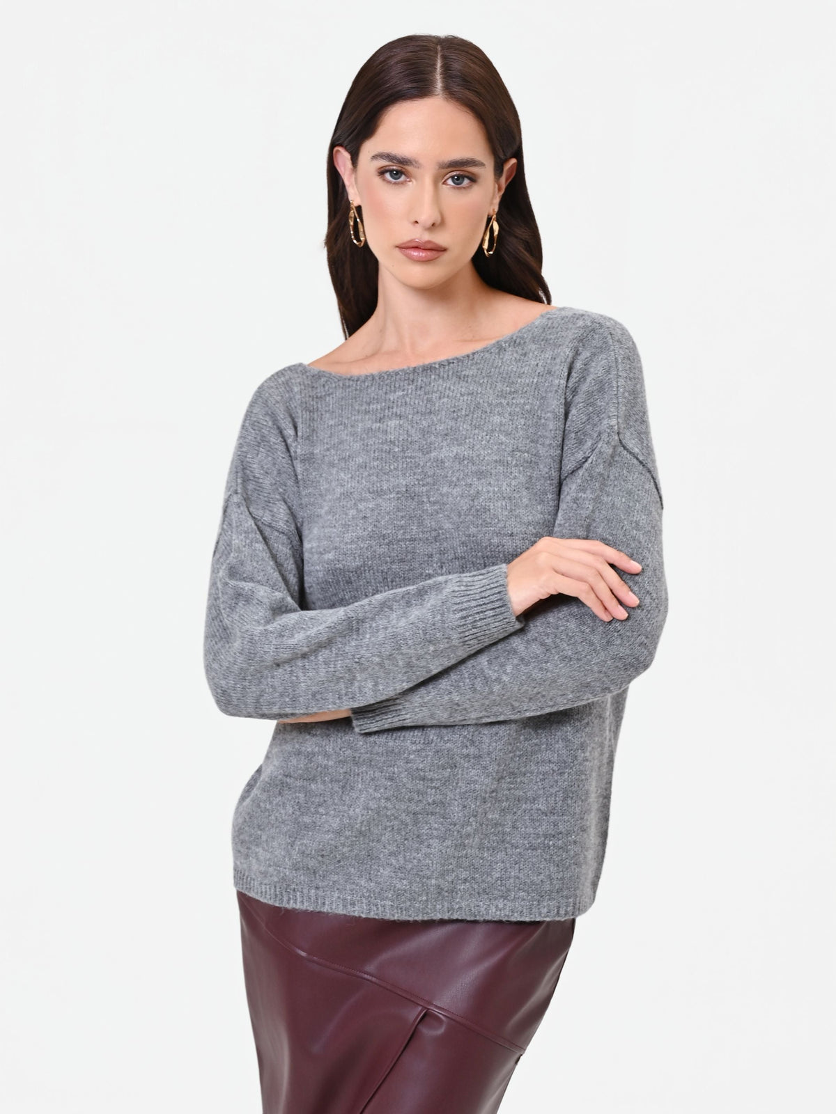 Maglia grigia con scollo a barchetta misto lana e viscosa