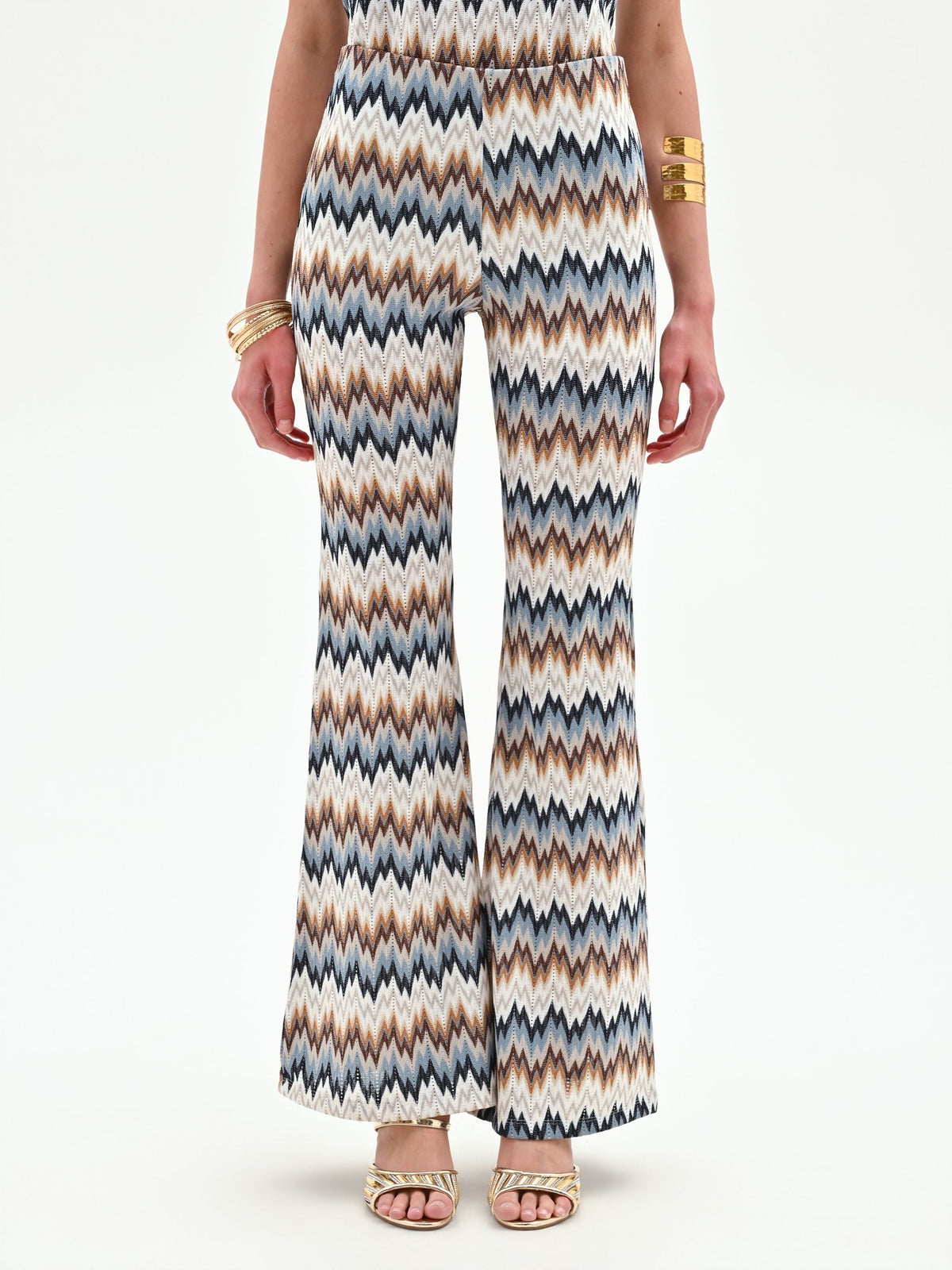 Pantalone azzurro con motivo chevron