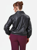 Giacca Curvy  in similpelle nera con chiusura asimmetrica
