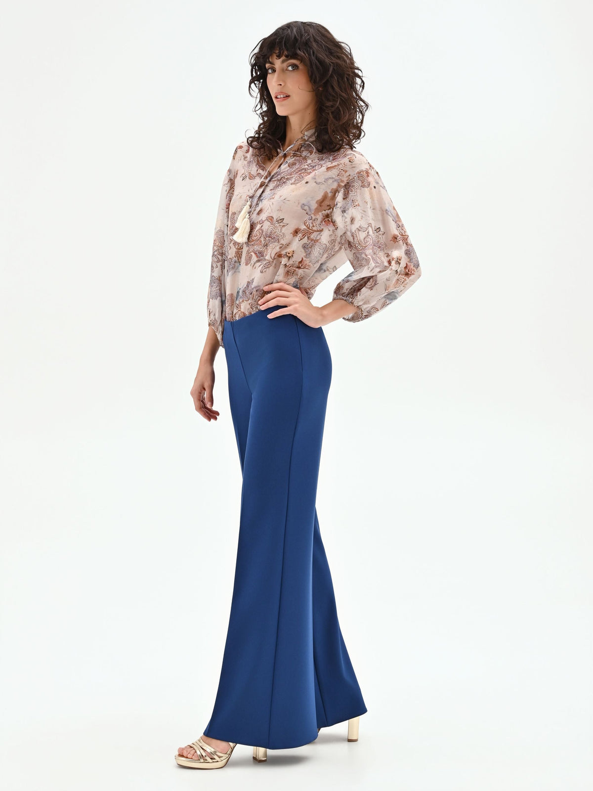 Pantalone palazzo blu brillante