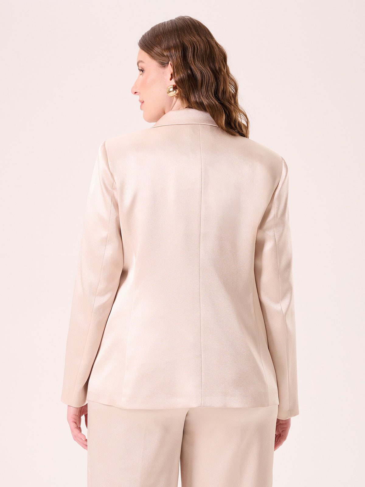 Giacca Curvy in Raso Strutturato Beige