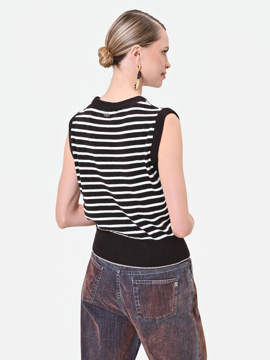 Top in maglia a righe marrone