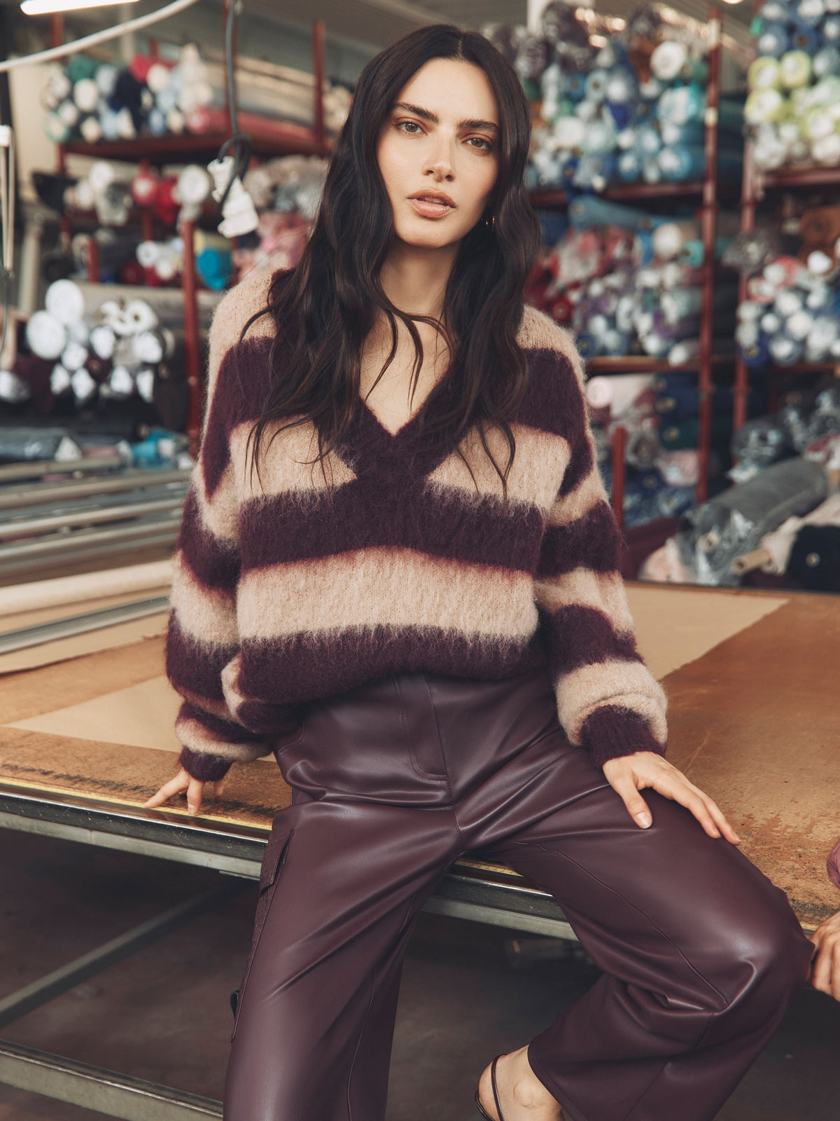 Maglia tortora beige a righe misto lana e mohair