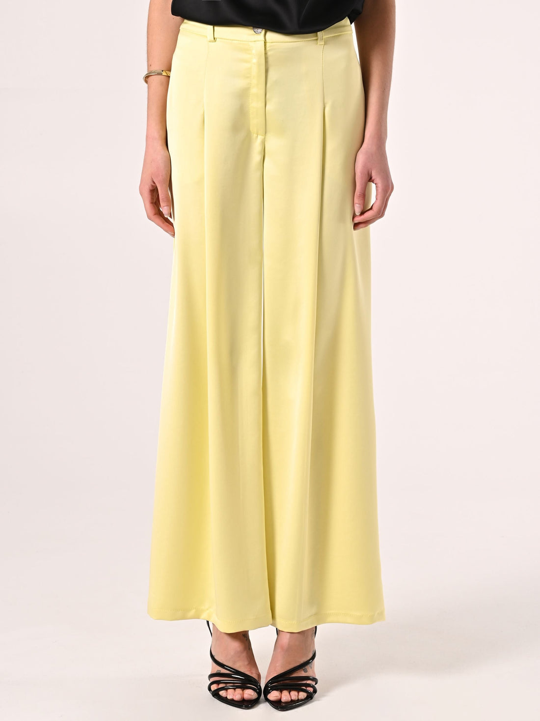 Pantaloni Gialli in Raso