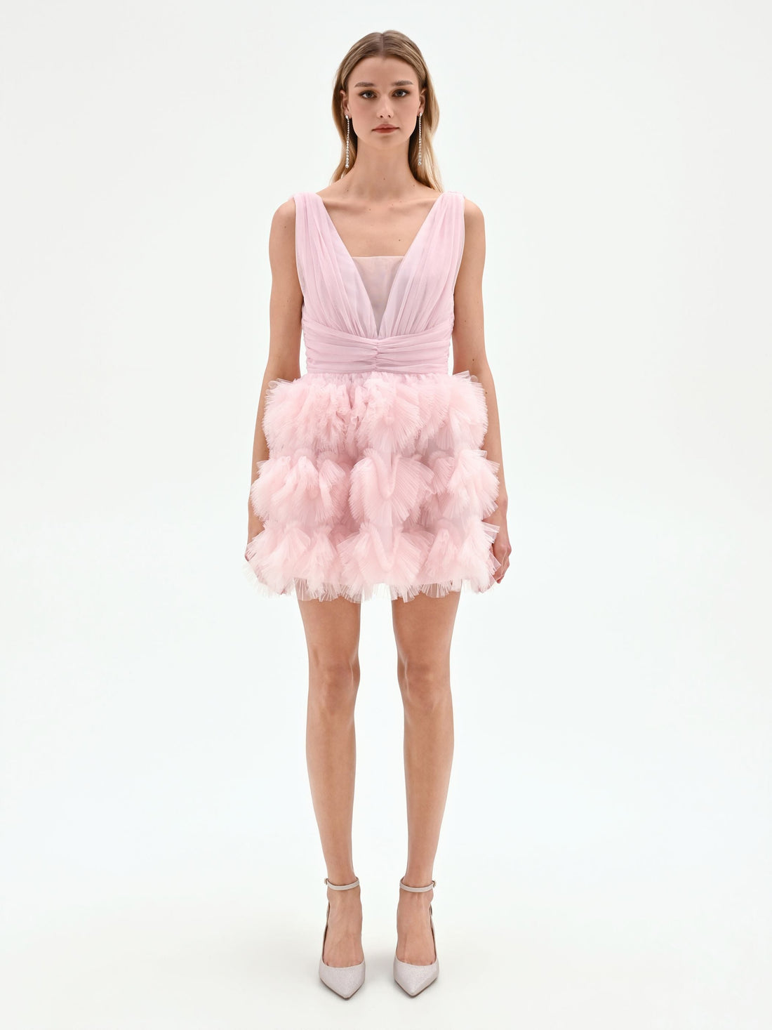 Abito corto rosa pastello con gonna in tulle