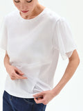 T-shirt bianca con doppio velo e applicazioni brillanti