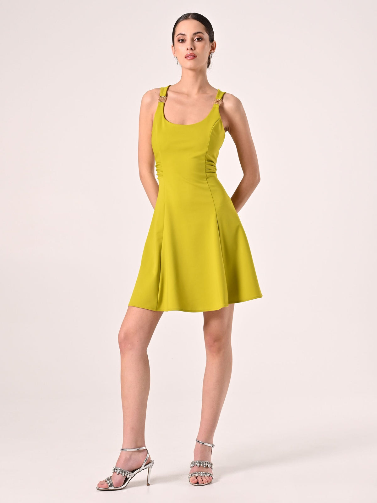 Abito Lime a Ruota con Spalline Gioiello
