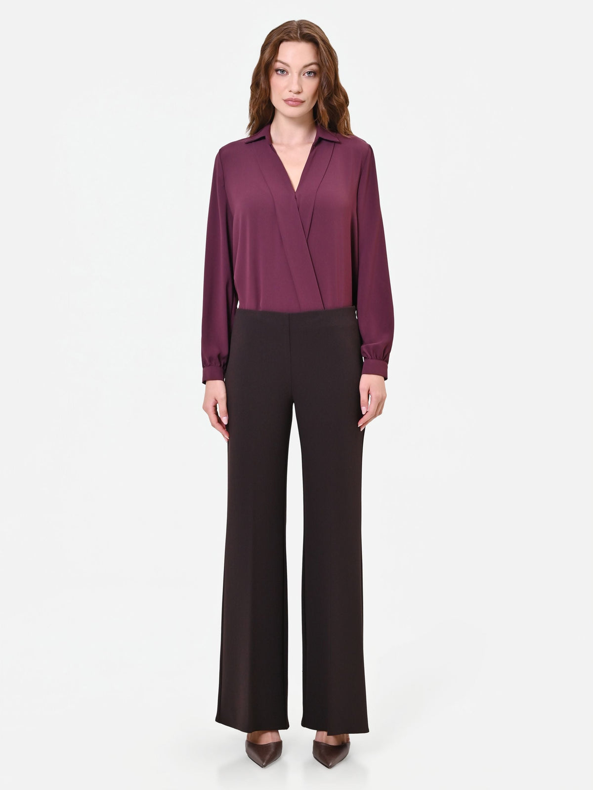 Pantalone a palazzo moro marrone in scuba mano crepe