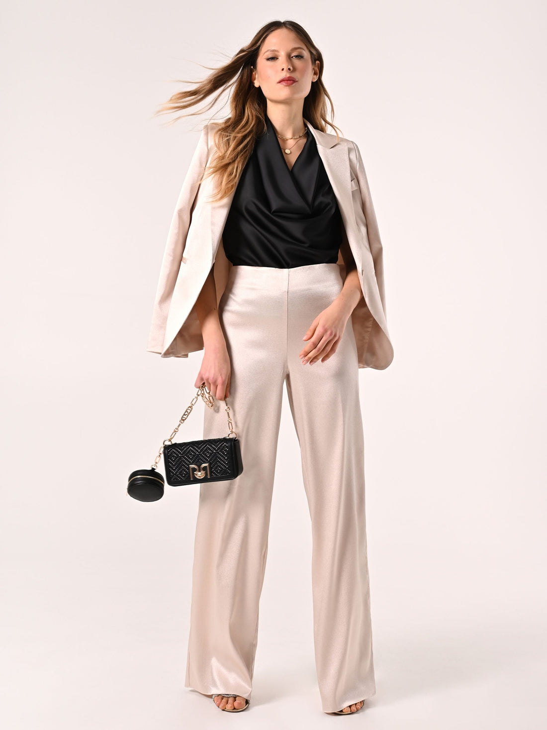 Pantaloni in Raso Strutturato Beige