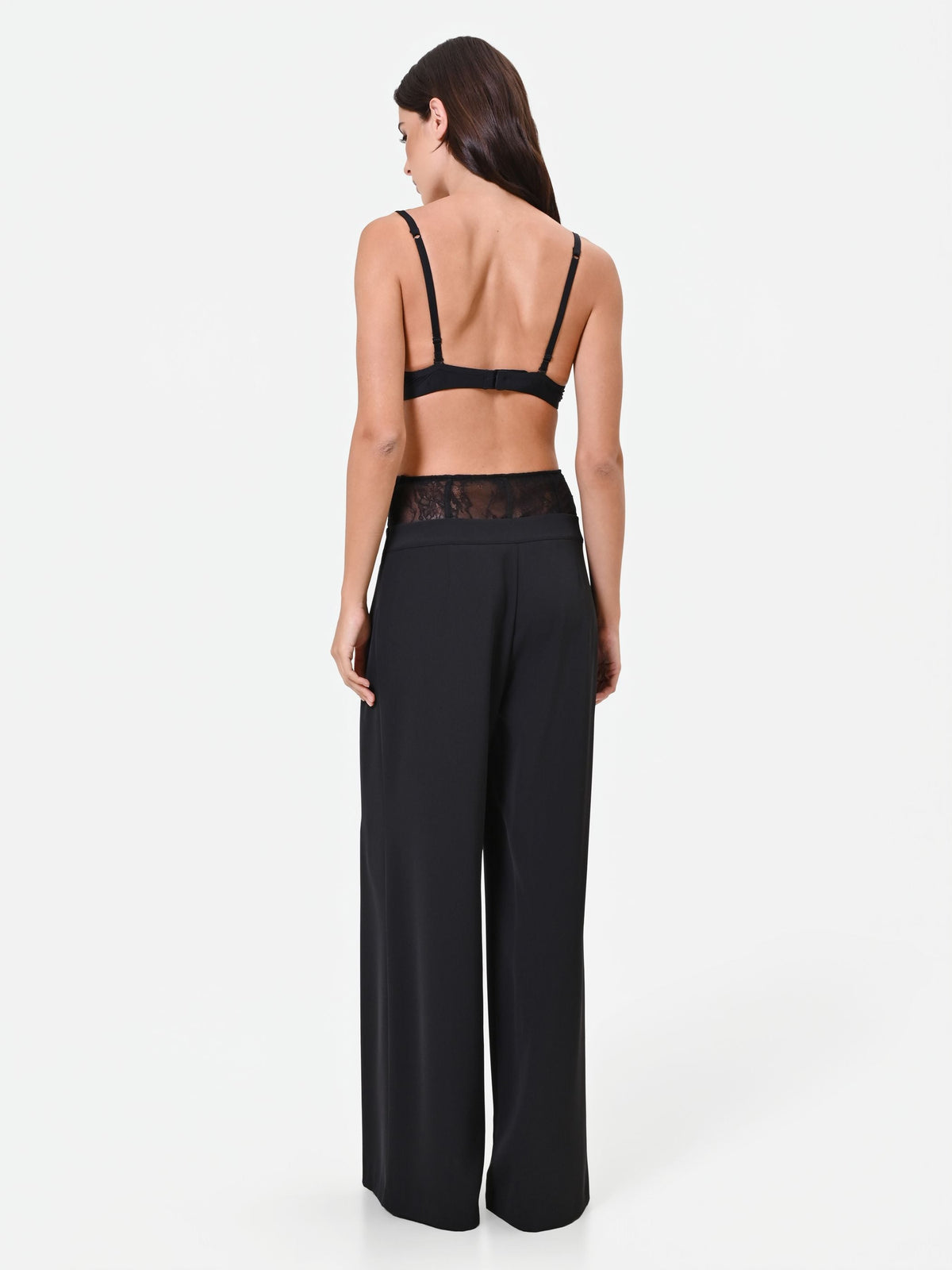Pantalone palazzo nero con fascia in pizzo