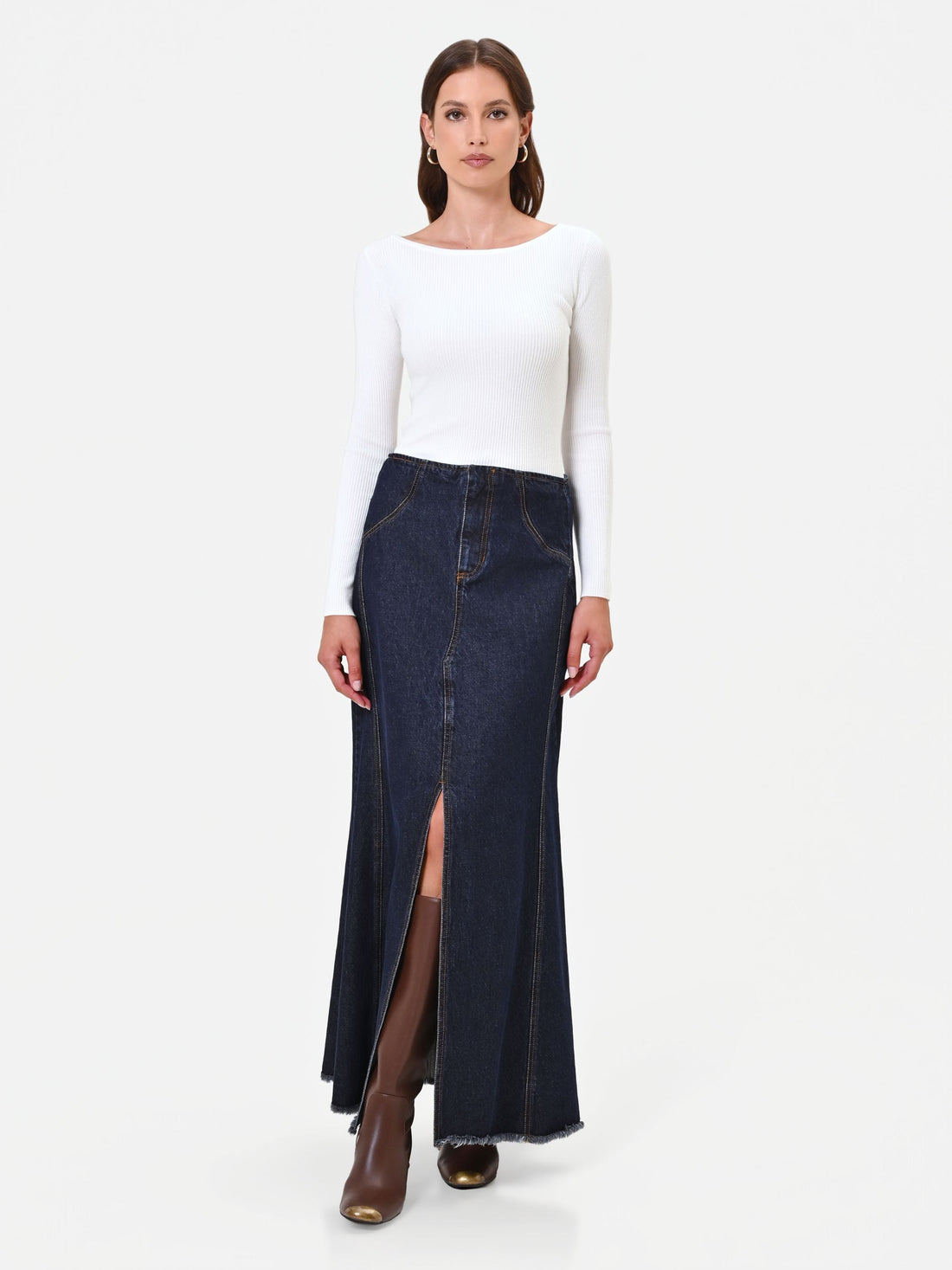 Maglia panna bianco con scollo a barchetta in misto viscosa