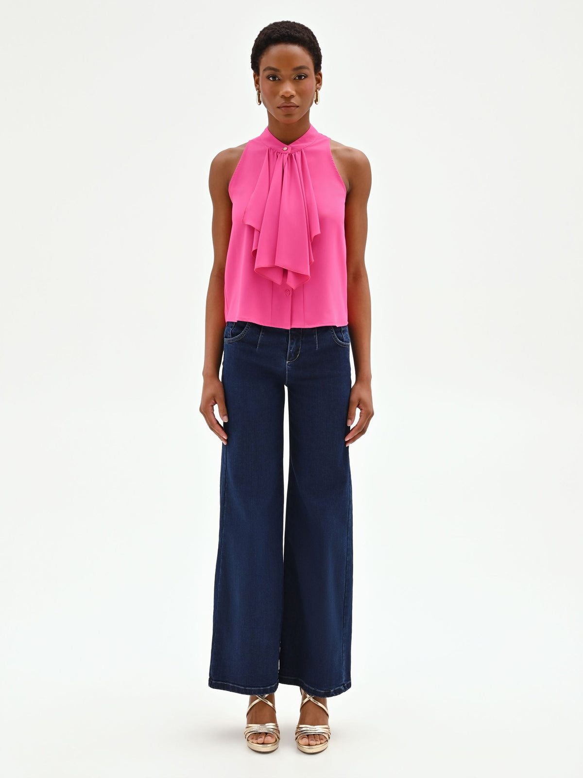Top fuxia in georgette con rouche a cascata