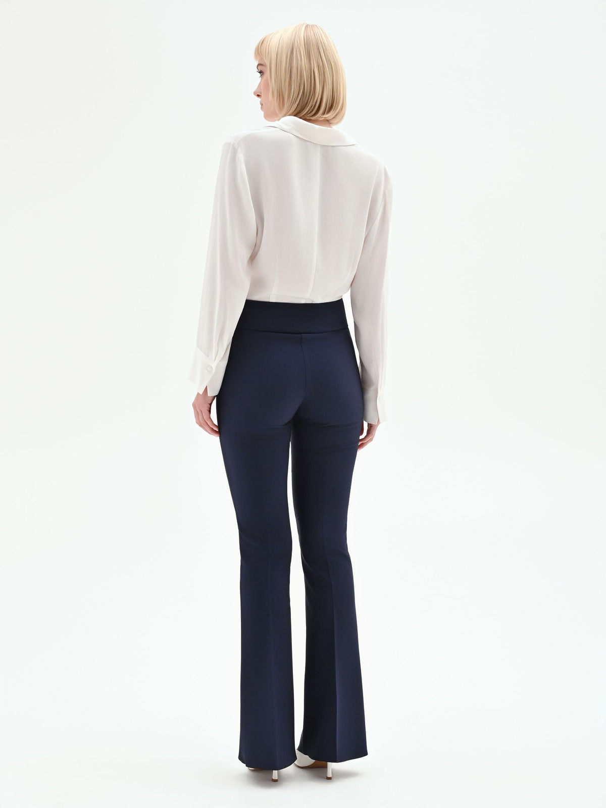 Pantalone a zampa blu in tessuto tecnico