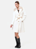 Cappotto bianco con inserto effetto pelliccia