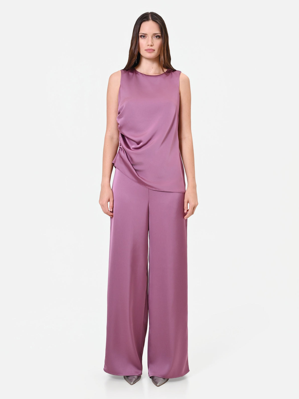 Top in raso rosa antico con drappeggio laterale